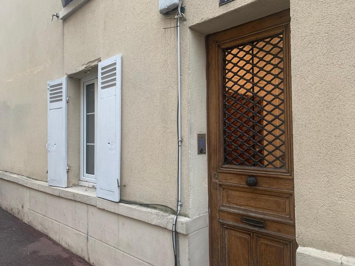 Appart'TERRASSE à 20 min des Champs Élysées Maisons-Laffitte Exterior foto